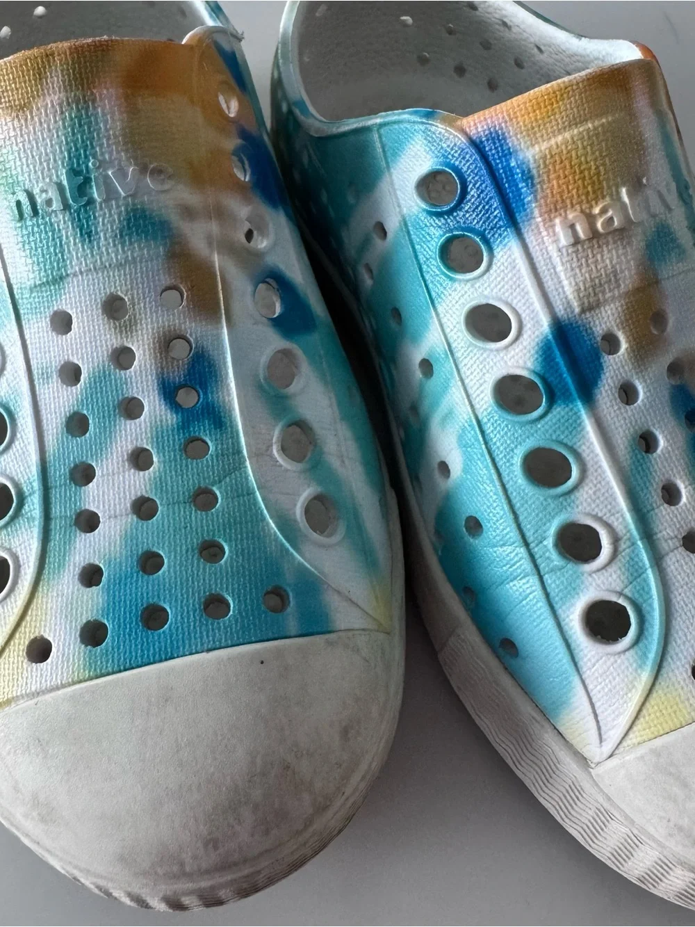 Native Kids Jefferson Water Shoes in Teal, Blue & Yellow Tie-Dye